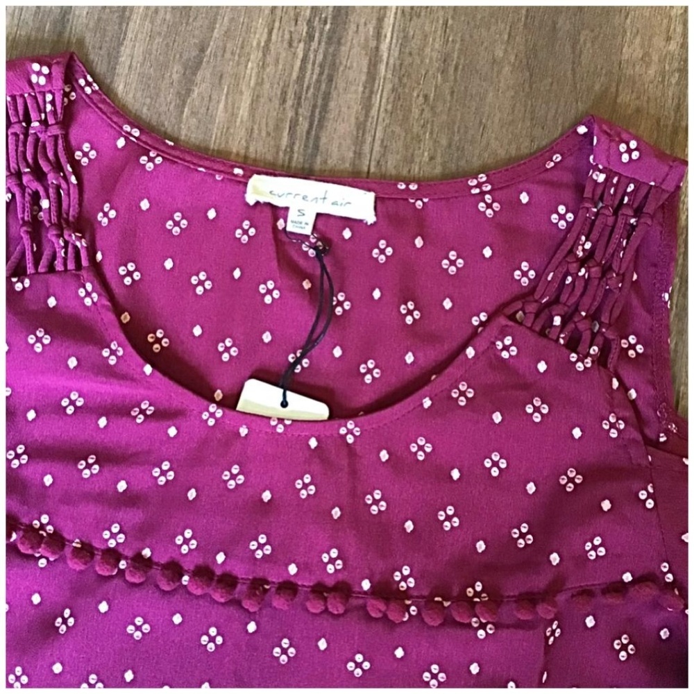 LAST ONE❗CURRENT AIR Burgundy Cold Shoulder Top - Picture 4 of 6